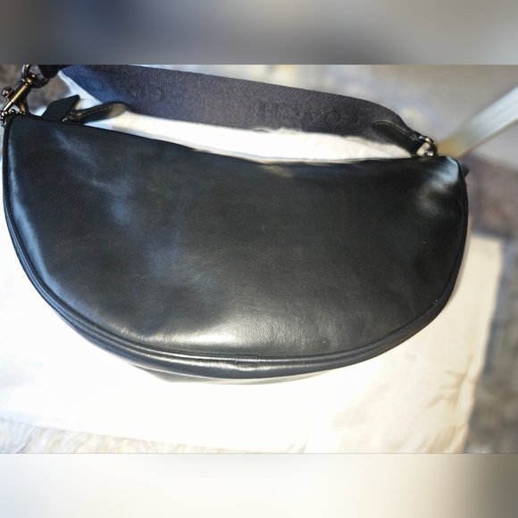 EUC Coach Hall Soft Sling Black Leather Crossbody - Picture 11 of 12